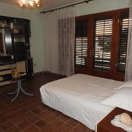 Brna 13492a Apartamento